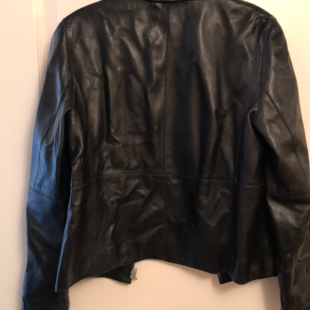 Leather jacket - Picture 3 of 3